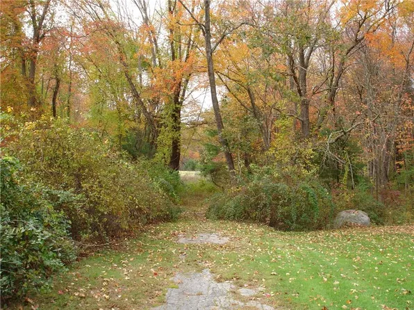 0 Victory Hwy, Oakland, RI 02858