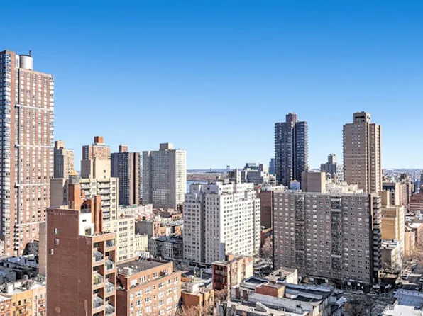 300 East 85th Street 2201 image 1 of 5