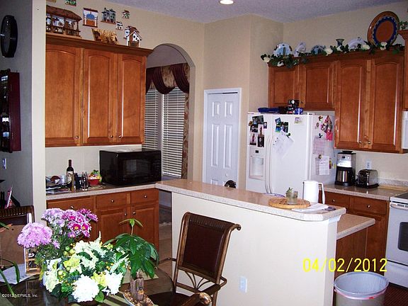 3rd image of 2883 Cross Creek Dr