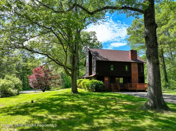 7 Elliotts Lane, New Paltz, NY 12561