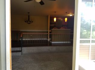 1402 Kenzie Dr, Pittsburgh, PA 15205
