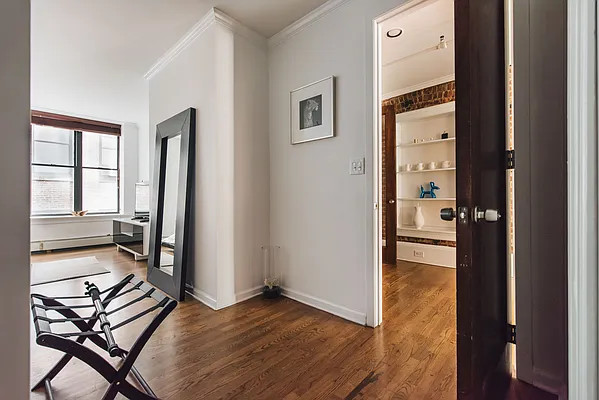 Sold by Harmonycity Corp. | media 33