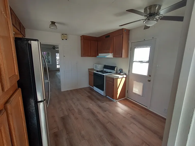 725 W Valerio St — Photo 10