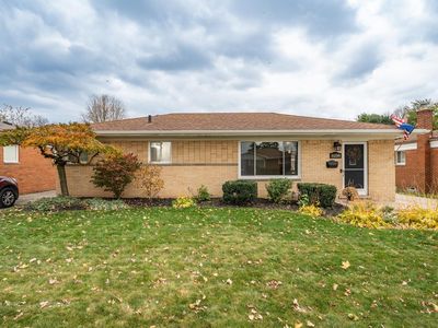 8258 Linda St, Warren, MI, 48093