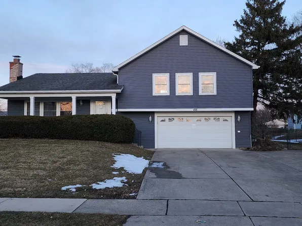 105 Aspen Dr, Schaumburg, IL 60194
