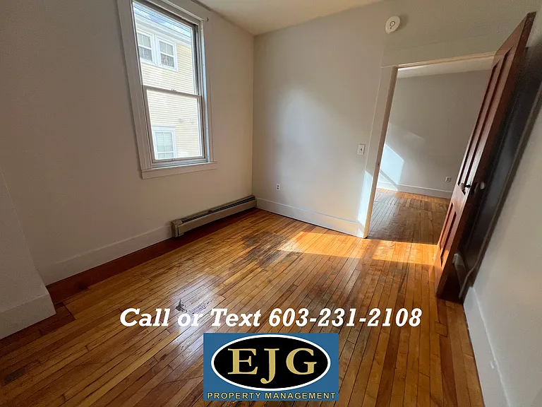 14 Main St #2 — Photo 8
