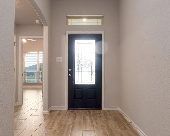 2611 Settlers Oak Dr — Photo 2