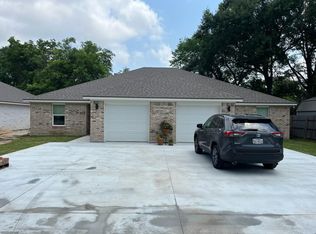 517 Central Ave, Pt Neches, TX 77651