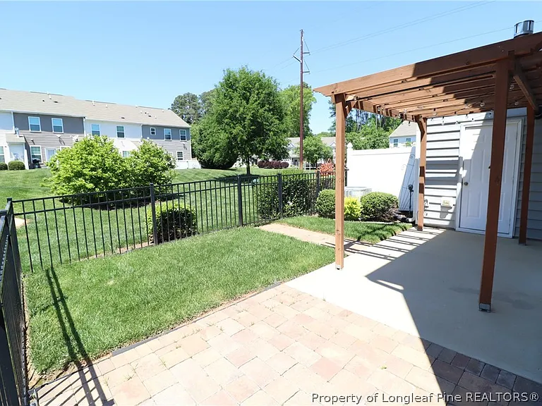 408 Starkey St — Photo 46