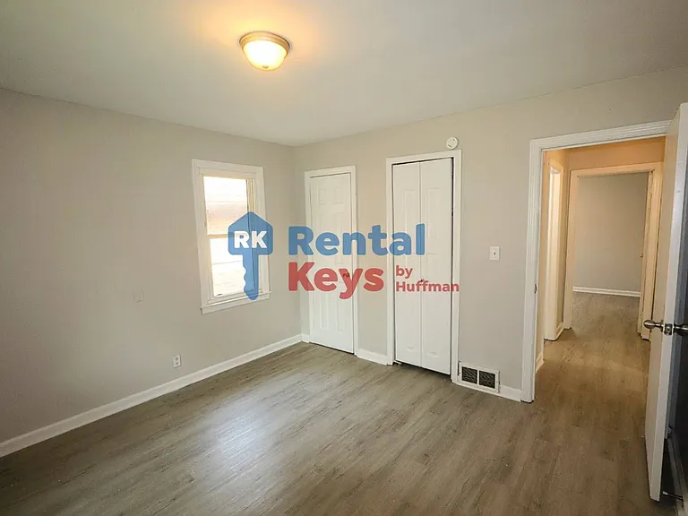 732 Wall St — Photo 11