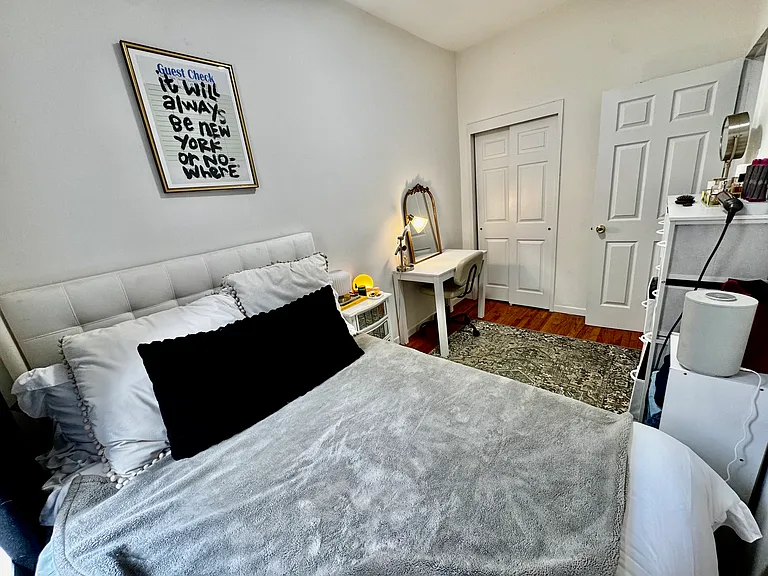 435 E 75th St #7 — Photo 8