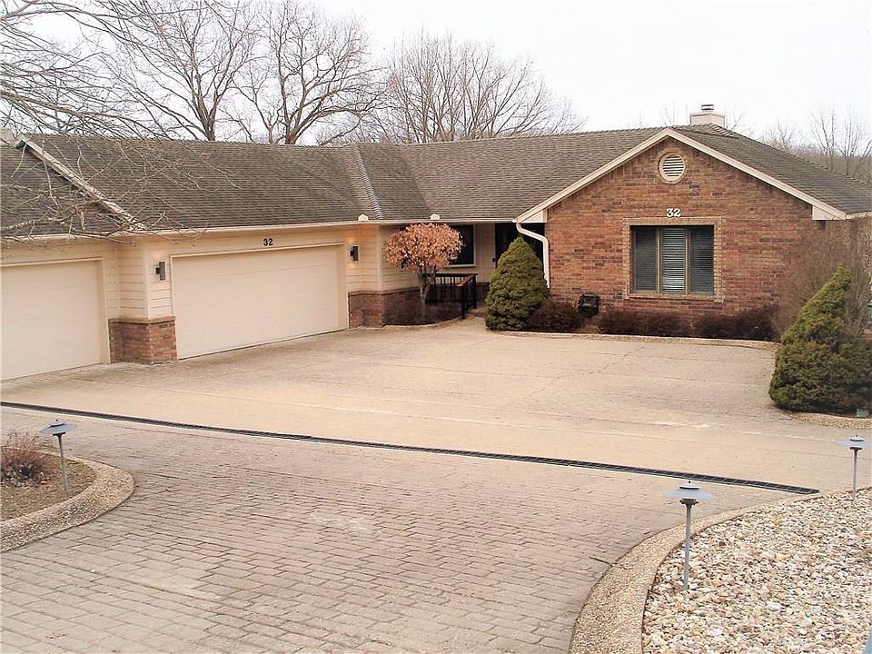1st image of 32 Sable Dr