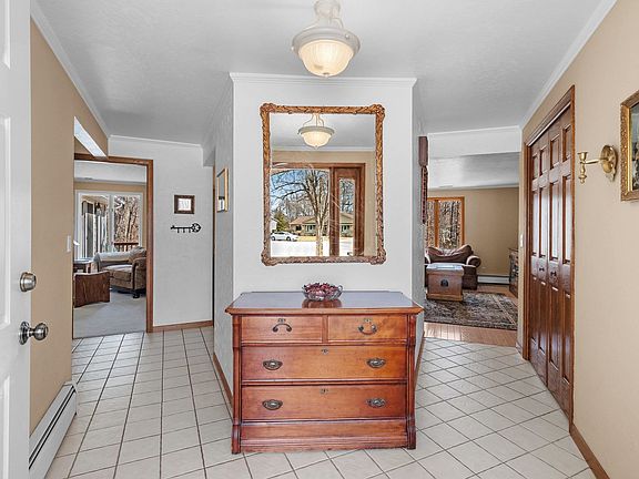 4th image of 1543 Rustic Ridge Ct