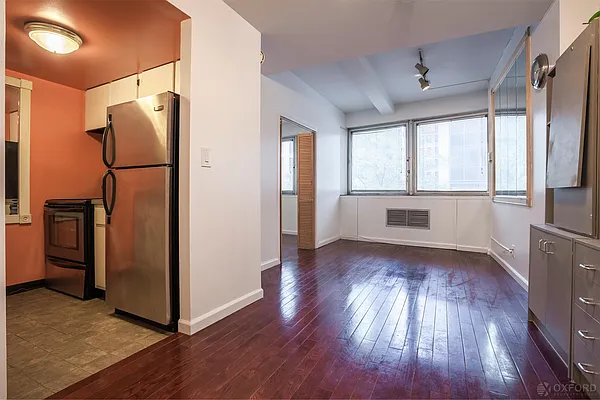 Rented by Oxford Property Group | media 13