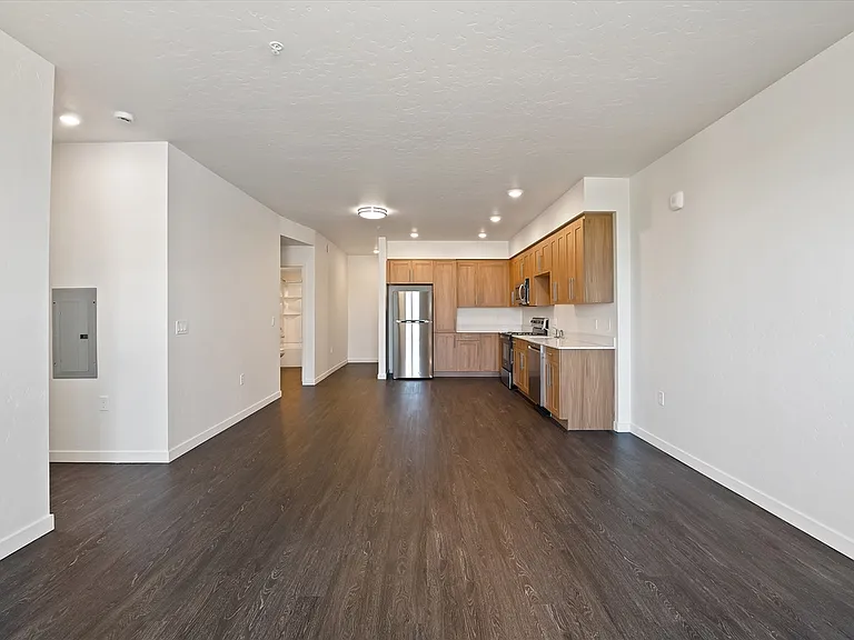 Denton Street Apartments — Photo 31