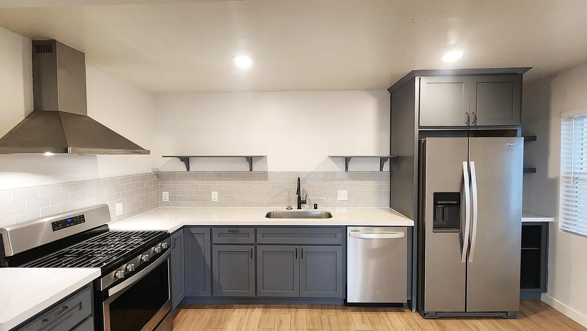 Building Photo - 1724 T St #3