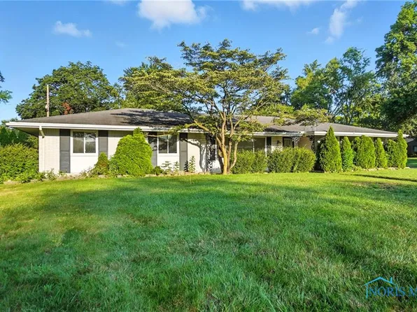 2369 Lynn Park Dr, Toledo, OH 43615