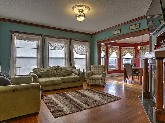 5th image of 1905 Avenue B