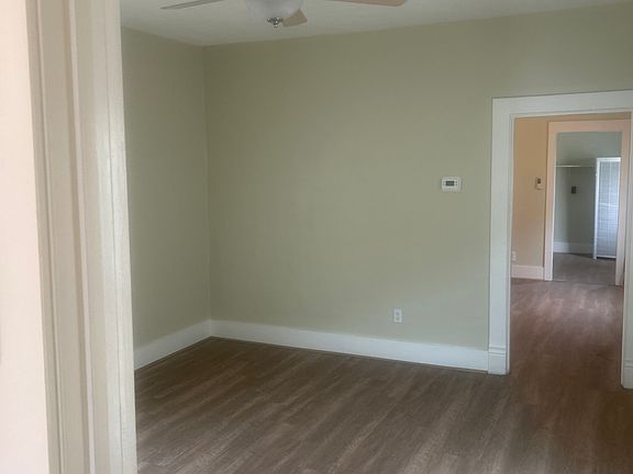 5th image of 512 Lilly Ave