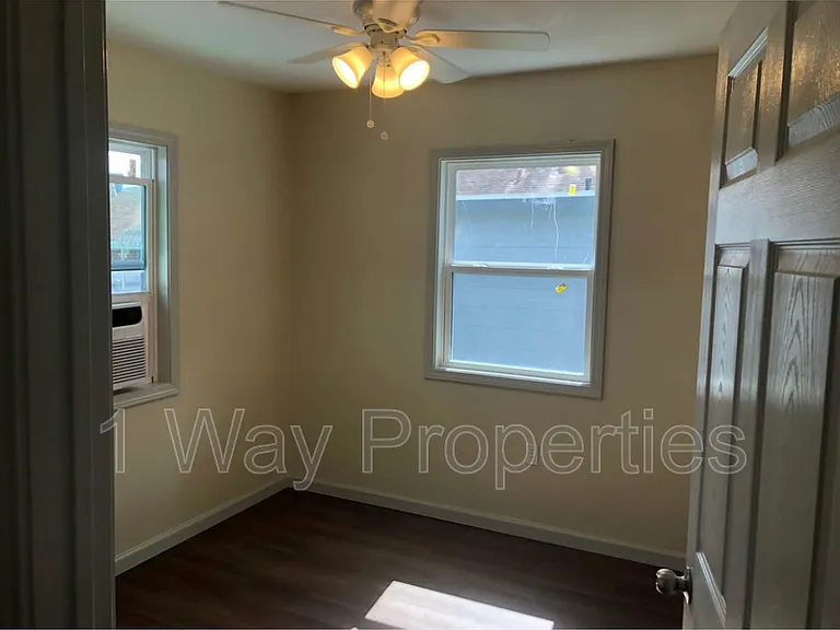804 Garden Rd #1/2 — Photo 8