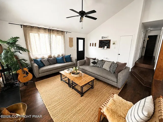 1628 Clover Rd — Photo 4