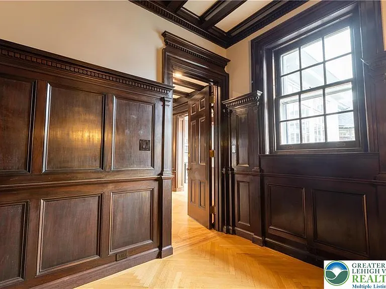 214 Spring Garden St #2B — Photo 12
