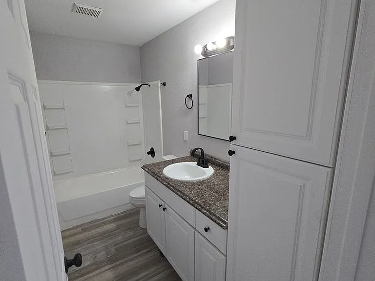 3299 Lombardy Ln #A — Photo 11