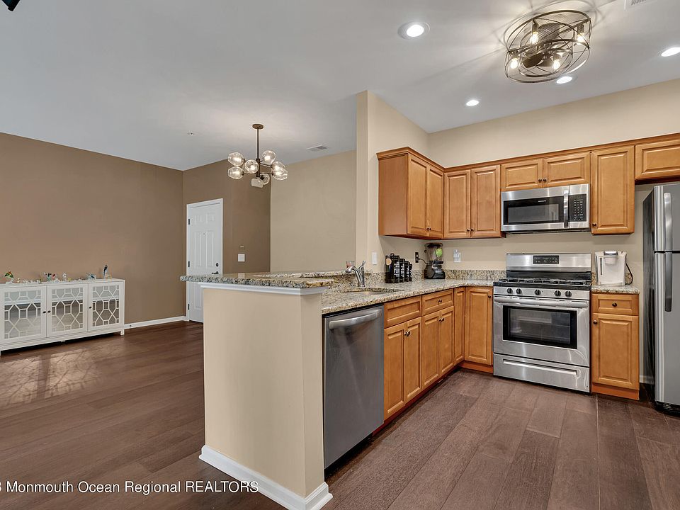 1st image of 126 Sophee Lane #126