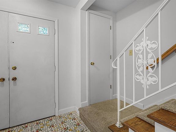 2nd image of 797 Amolac Dr