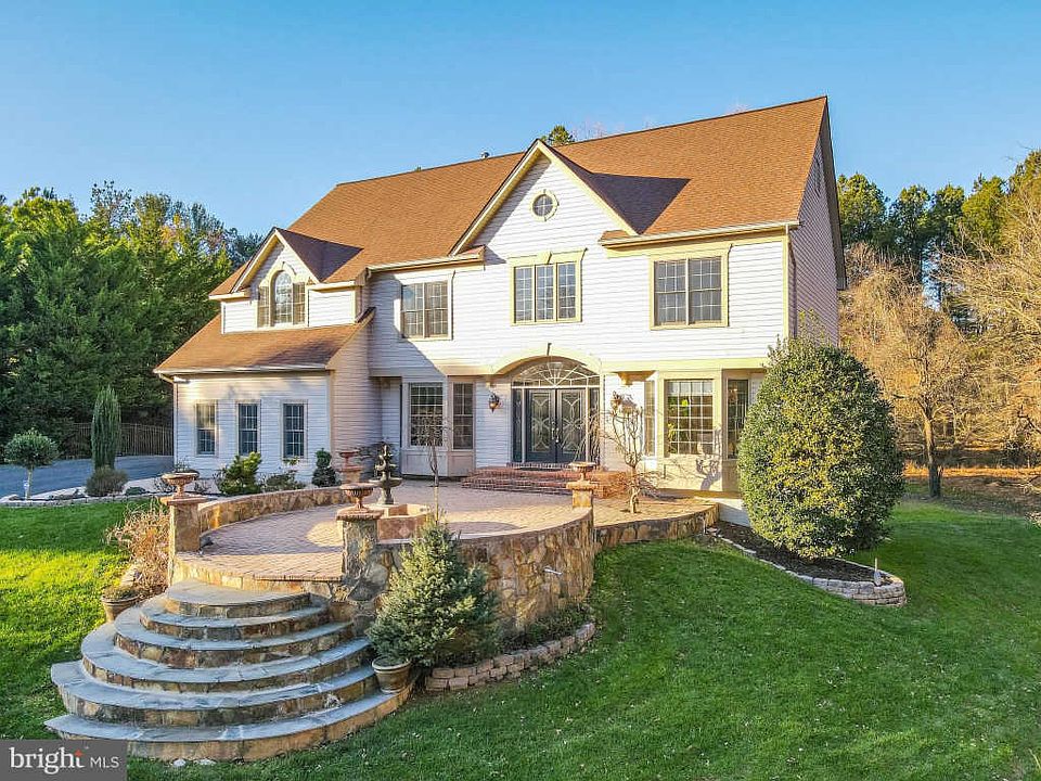 1st image of 10800 Piney Pond Dr