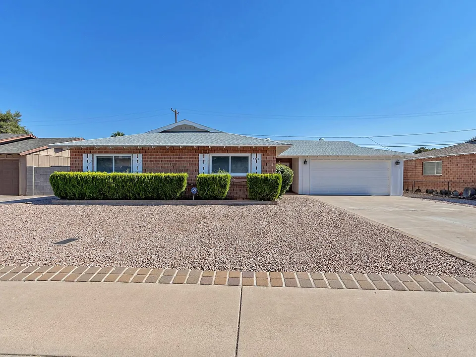 8513 E Rancho Vista Dr