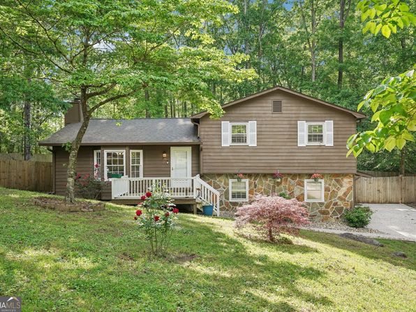90 Hearthstone Dr, Newnan, GA 30263