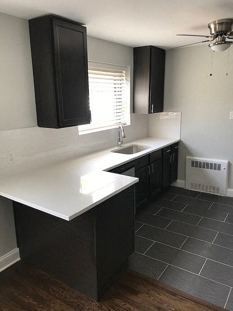 Updated Kitchen Breakfast Bar 7349 2N