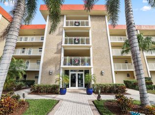 3180 NE 48th Ct APT 305, Lighthouse Pt, FL 33064