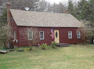 69 Pulaski Rd, Glocester, RI 02814