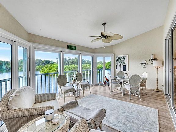 3rd image of 26891 Wedgewood DR #203