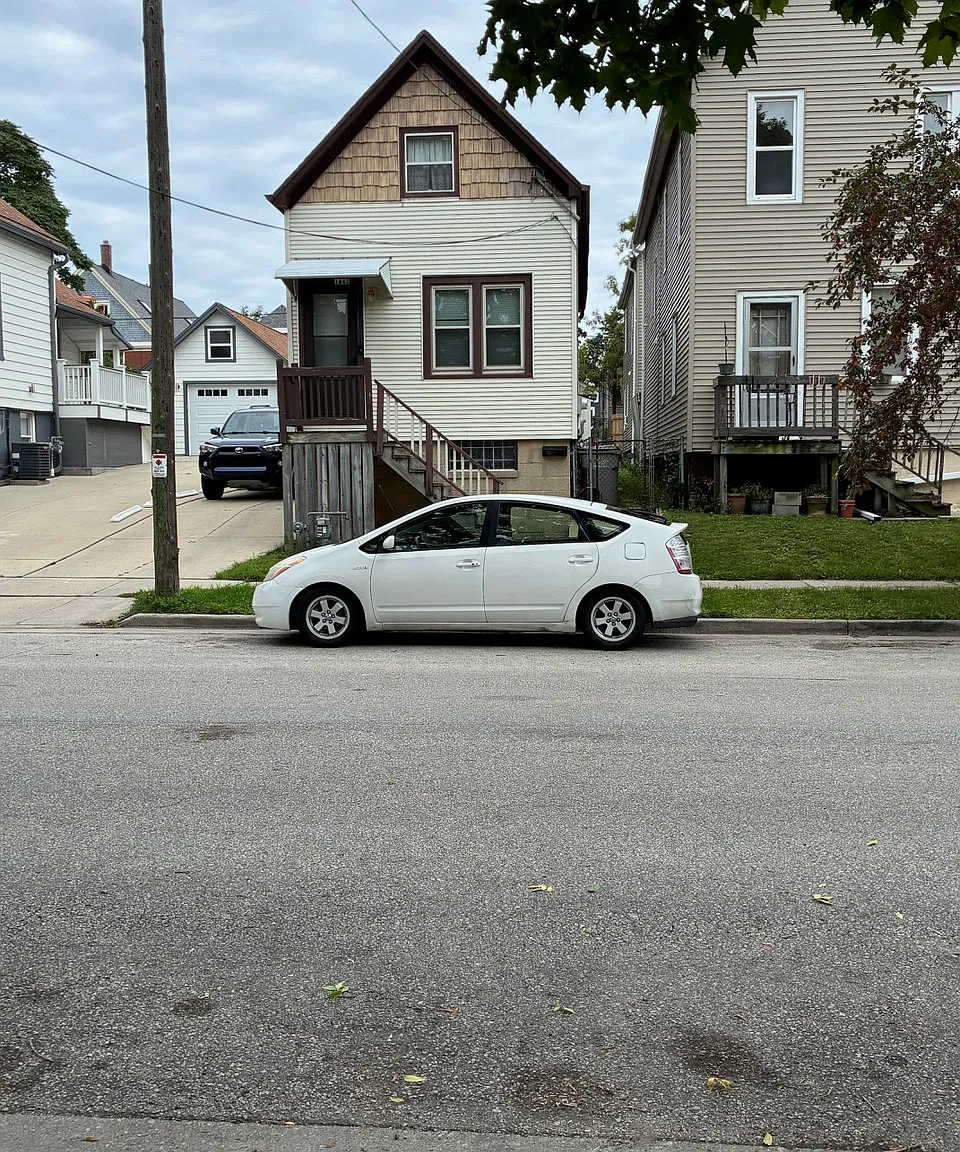 1 bed, 738 sqft, $1,650 — Photo 2