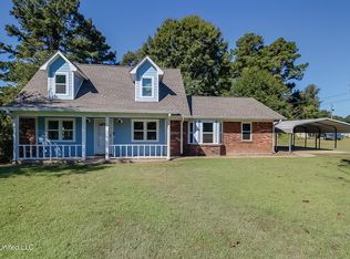 6220 McCormack Rd, Moss Point, MS 39562