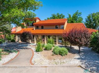 5 Chrysler Pl, Roswell, NM 88201