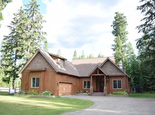 1677 Willow Ln, Naples, ID 83847