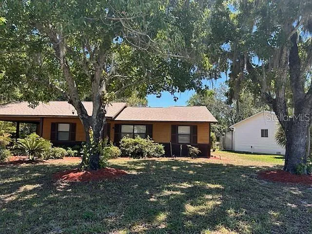 2 bed, 1072 sqft, $1,350 — Photo 1