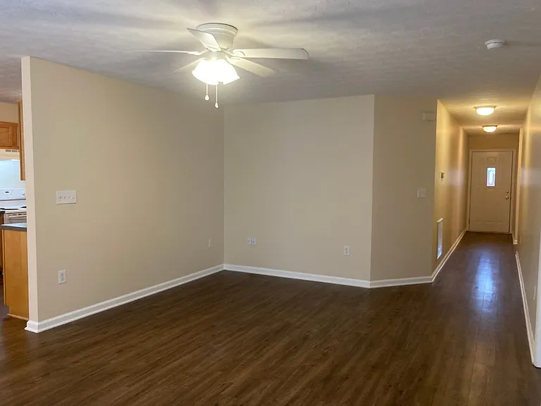 109 Kestrel Ct — Photo 16