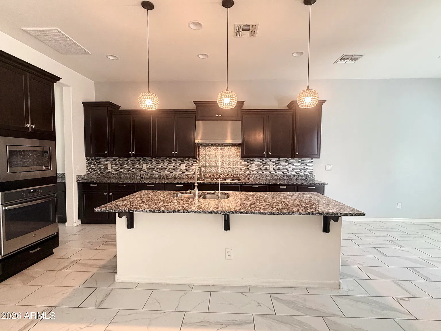 4 bed, 3.0 bath, 2984 sqft, $2,995 — Photo 2