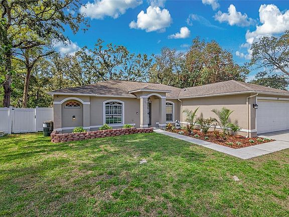 2nd image of 1429 Laredo Ave