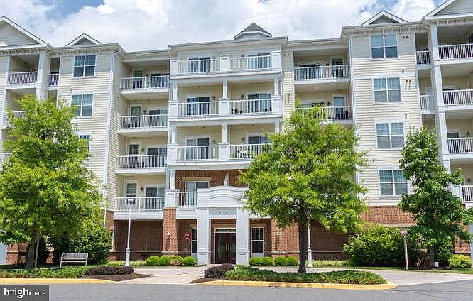 1st image of 2700 Willow Oak Dr APT 412A
