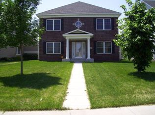 2605 Alamo Cir NE, Blaine, MN 55449
