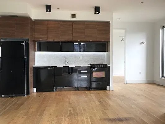 Rented by Simply Brooklyn Realty Inc | media 47