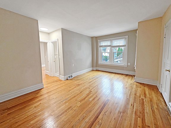 3rd image of 213 Gay St APT 2B