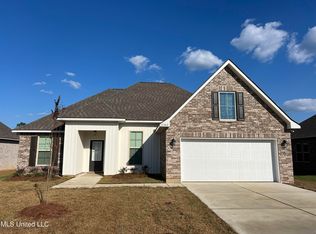 15362 High Point Dr, Gulfport, MS 39503