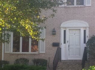 11705 Edgewater Dr #2, Lakewood, OH 44107